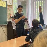 Булінг: як розпізнати, зупинити і не залишити когось наодинці